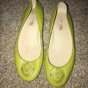 MICHAEL KORS FLATS